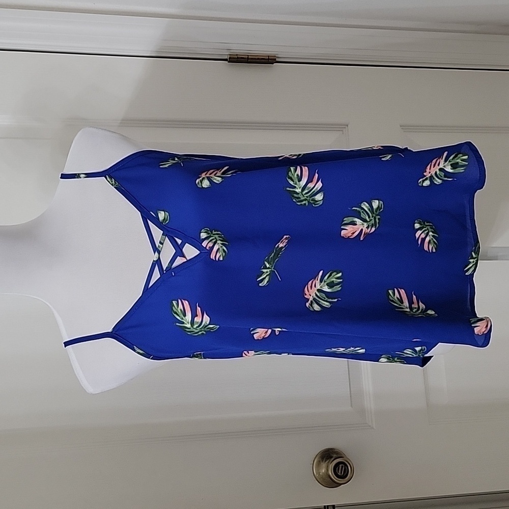 Sienna Sky Size S Royal Blue with Tropical Leaf Pattern Camisole, NEW with Tag